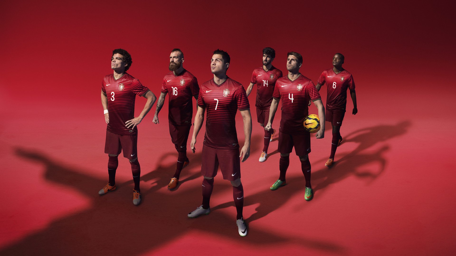 巴萨的球看得真舒服，传控又回来了，巴萨经典传控视频