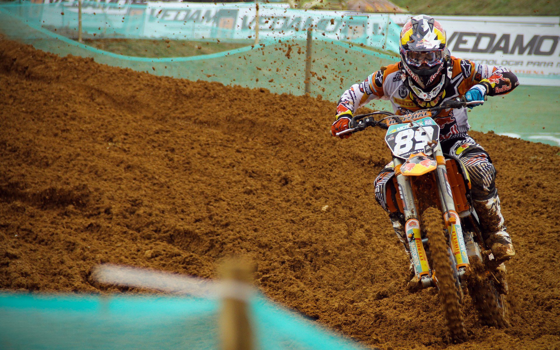 摩尔线程拟募资80亿，成功过会冲刺科创板，摩尔线程 企查查